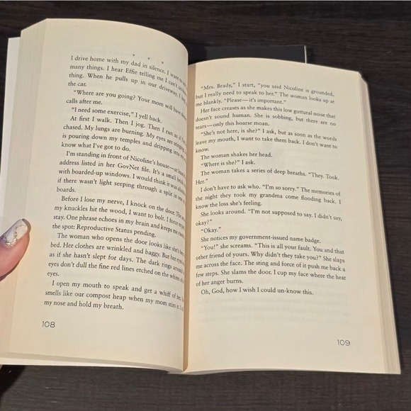 2 Paperback YA Novels NEW- Cold As Marble & Dark Parties / Dystopian/Paranormal - Picture 6 of 6